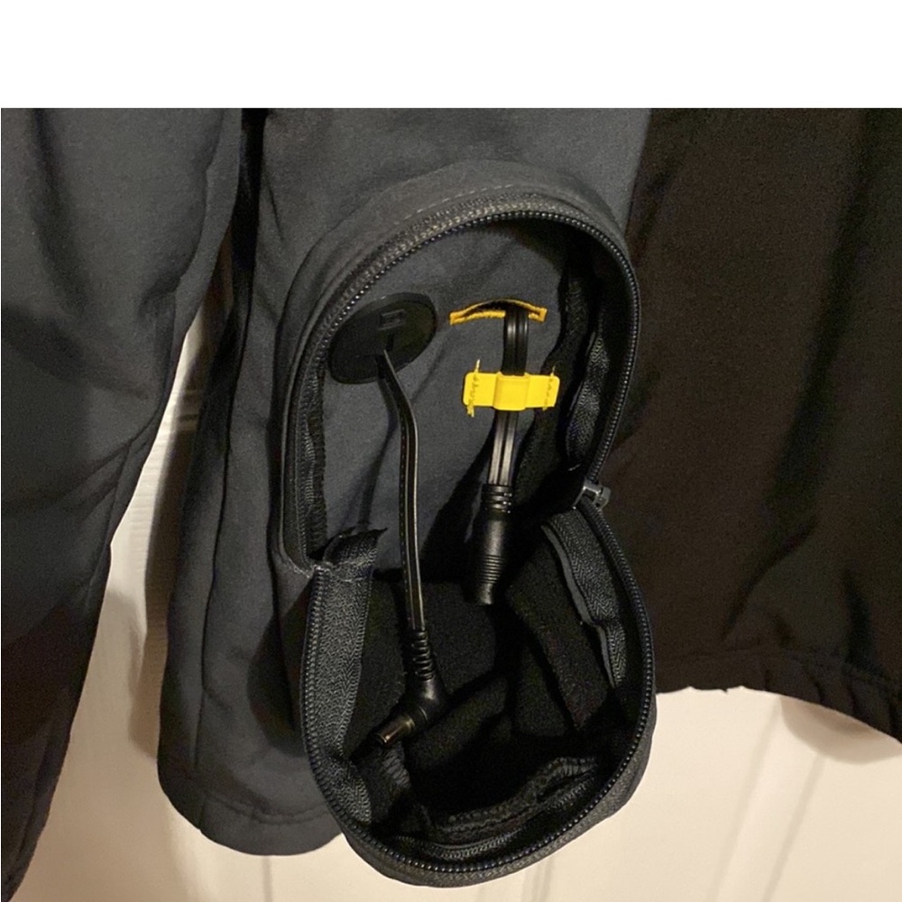 Women’s Mac Tools Heated Jacket - image 4